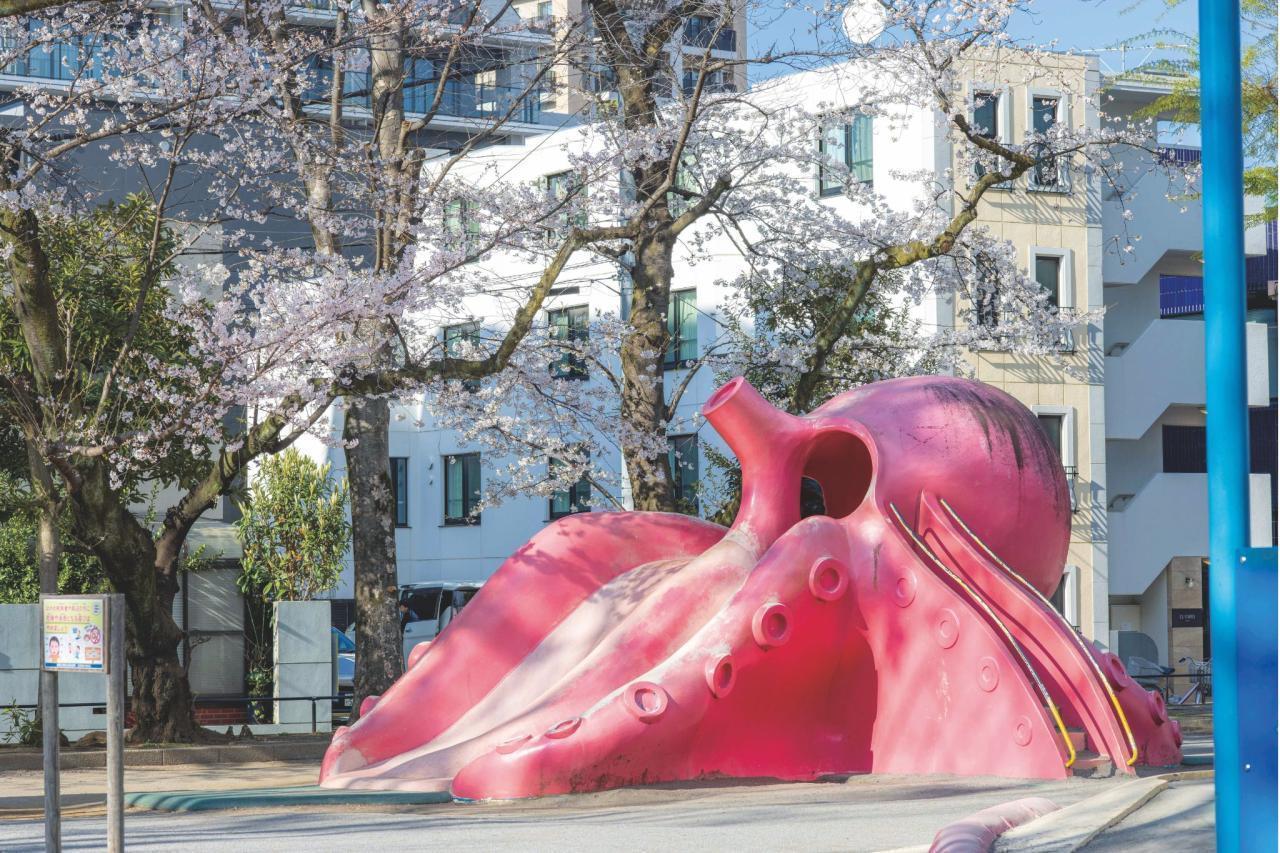 【サブミッション2】～推し活にも！？謎の巨大タコで【遊び心】をアップせよ！～