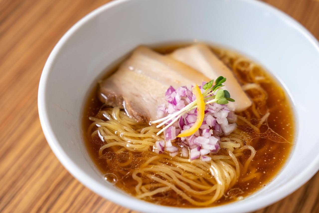 吟上醤油ラーメン