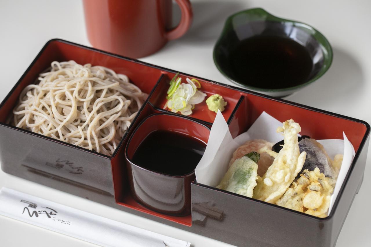 伝統の一品　田舎せいろ